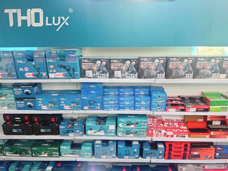 mua-dung-cu-kim-khi-tai-tphcm-1